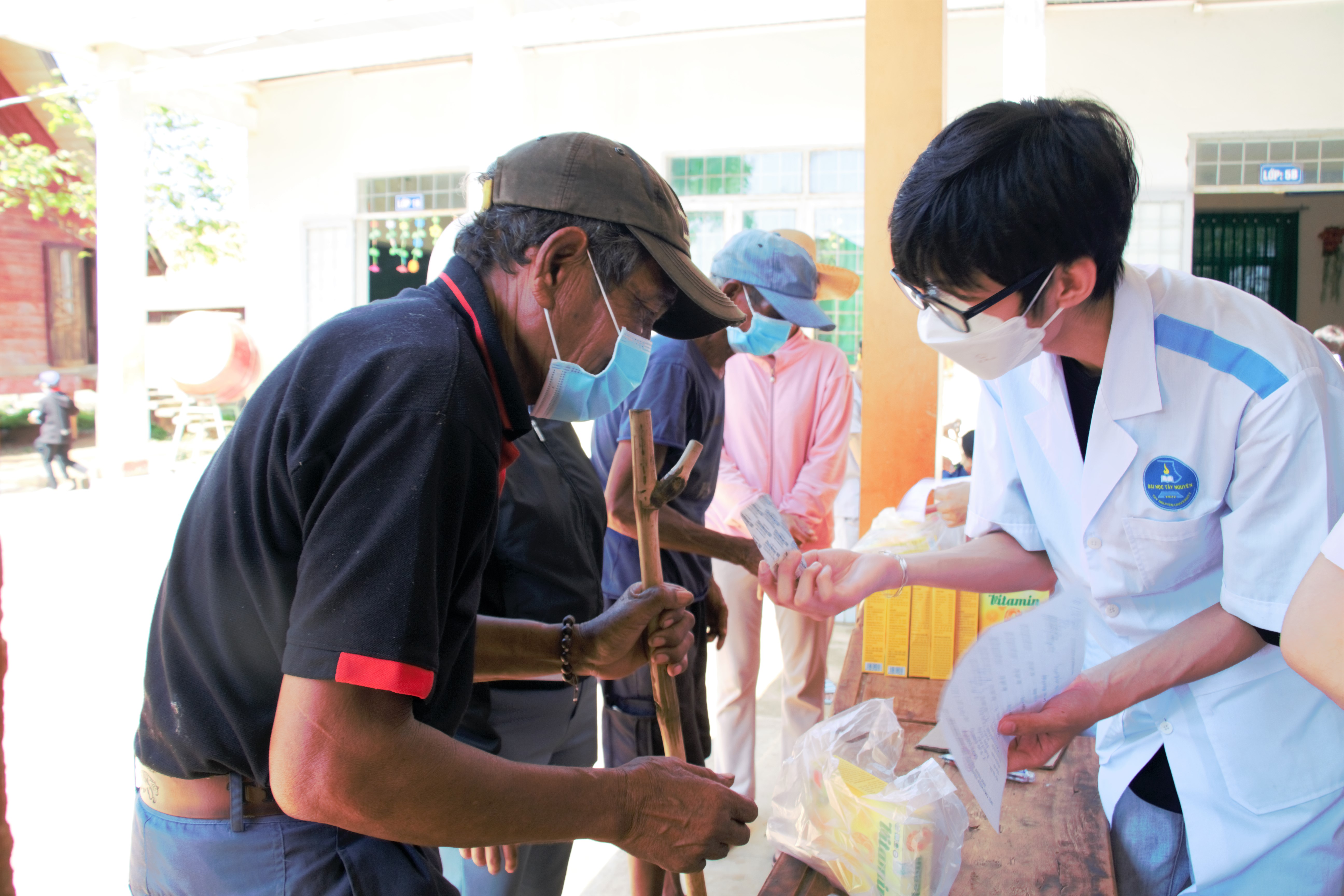 NGÀY HỘI “THẦY THUỐC TRẺ LÀM THEO LỜI BÁC, TÌNH NGUYỆN VÌ SỨC KHỎE CỘNG ĐỒNG NĂM 2022”